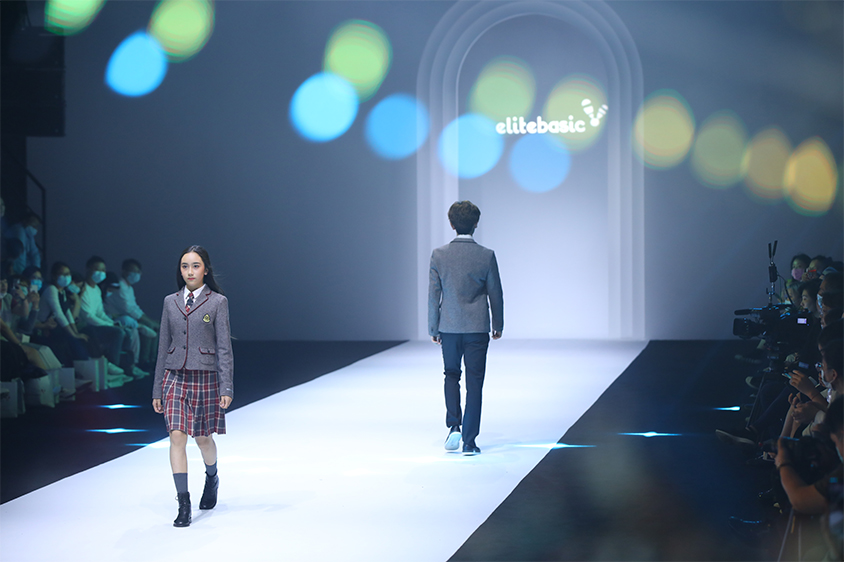 如何确保学生校服安全