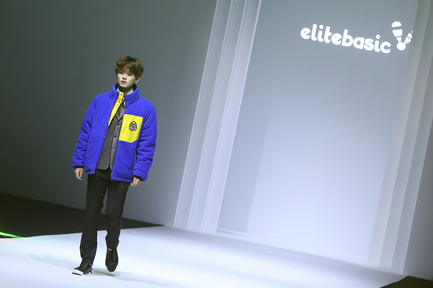 如何清洗校服笔油