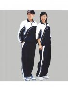 为什么校服不受欢迎，而班服却很受欢迎？